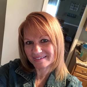 Meet your Posher, Lori